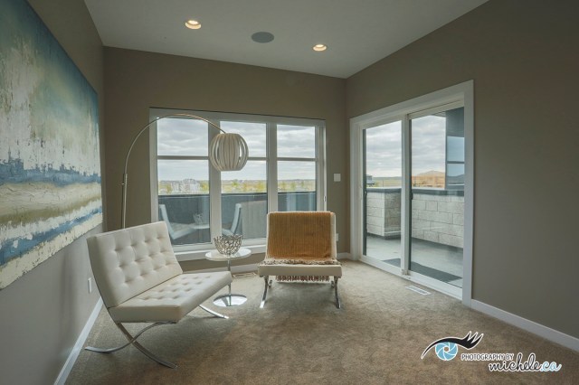 chairs_elainedilay_interiorphotography_artistahomes_winnipeg_photographybymichele