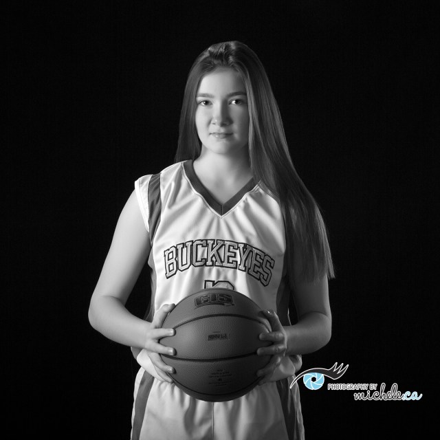 basketball-schoolphoto-buckeyes_photographybymichele-familyportraits-winnipegphotograpehr