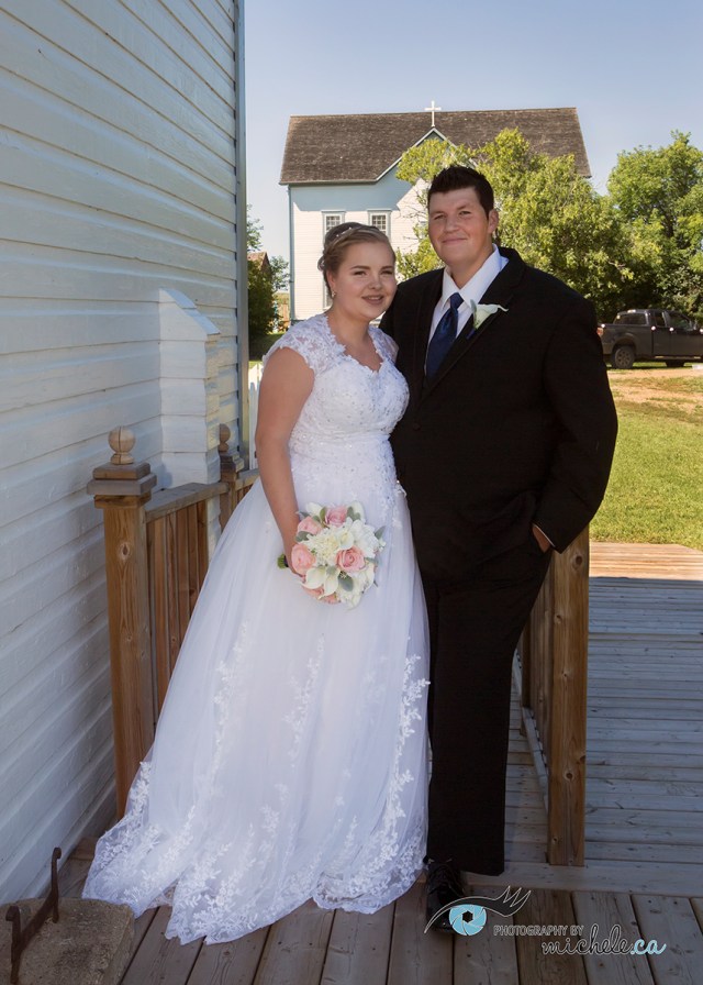 laclabichemissionwedding-photographybymichele-winnipegphotographerinAlberta