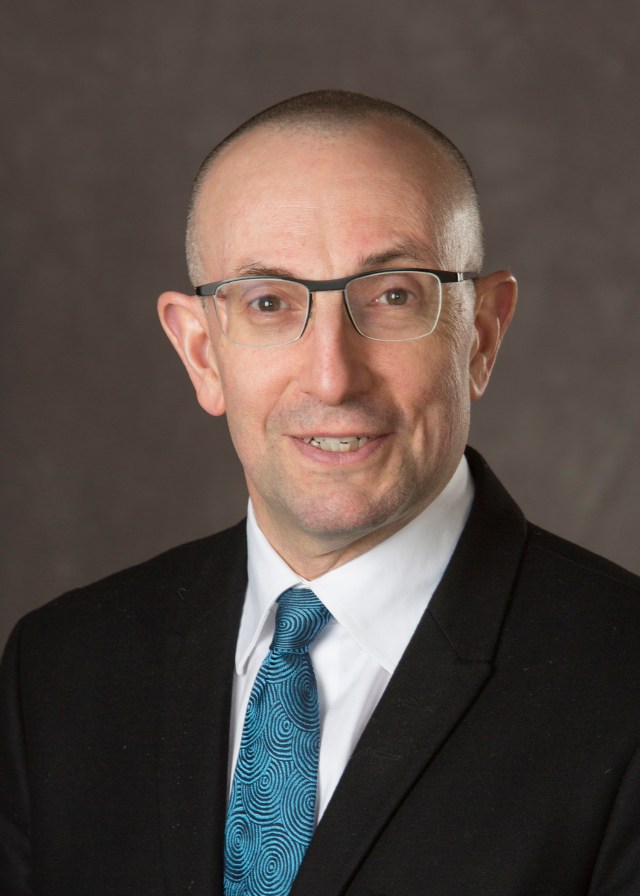 studioportraitswinnipeg-doctorjohnembil-scholasticaward-doctorsmanitoba-winnipegphotographer-photographybymichele