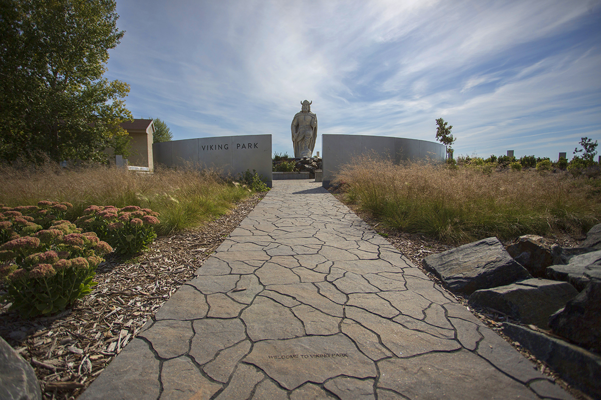 viking-park-gimli-commerical-photographer-on-location-shoot-photographybymichele