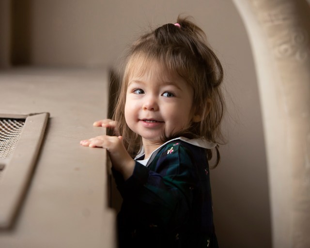 kidsportraits-childrenphotography-winnipegstudio-familyportraitwwinnipeg-photographkids-photographybymichele